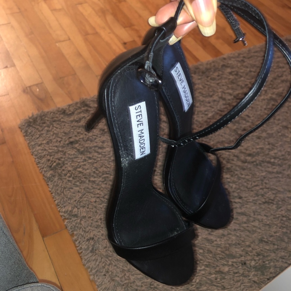 Sandals - Picture 2 of 2